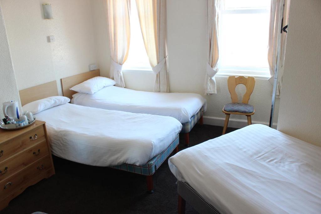 The Colwyn Hotel - Near Pleasure Beach Blackpool Bilik gambar