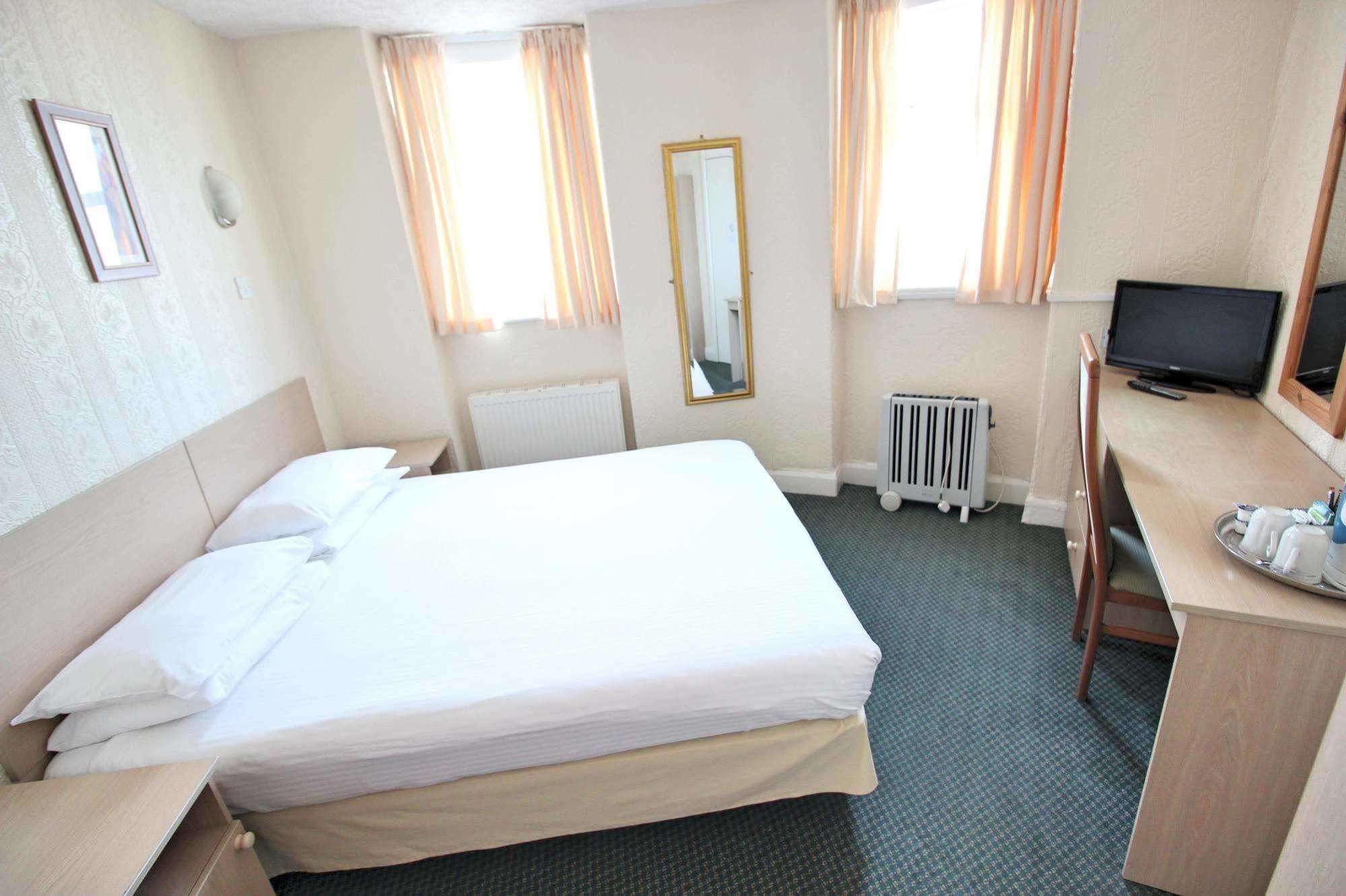 The Colwyn Hotel - Near Pleasure Beach Blackpool Luaran gambar